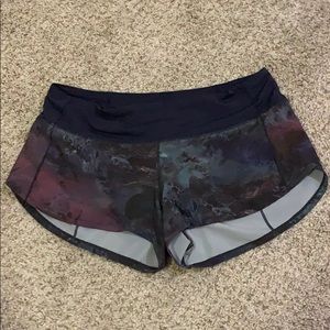 Lululemon Speed up Short 2.5” Size 6